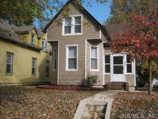 402 Park Ave, Belleville, IL 62220-3827
