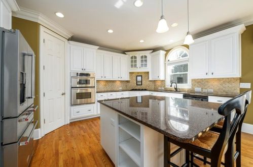 1710 Briergate Dr, Duluth GA  30097-4300 exterior