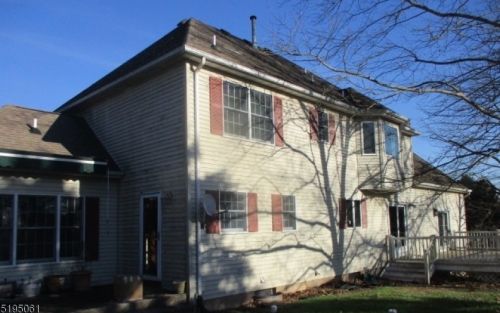 5 Van Fleet Rd, Branchburg, NJ 08853-4301