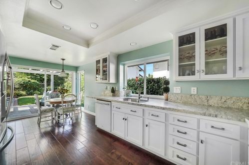 6070 Silverspur Trl, Anaheim CA  92807-4728 exterior