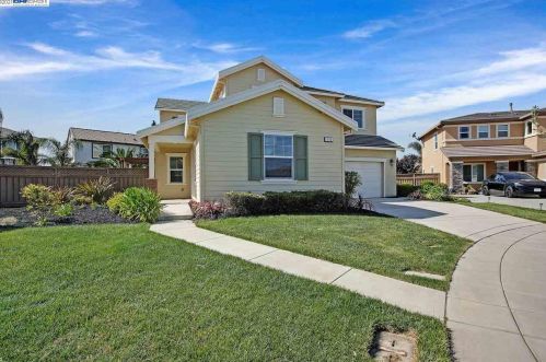 170 Alcala Ct, Tracy, CA 95391-1301
