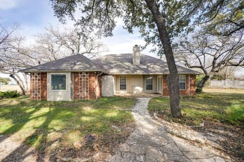 3806 Scenic Hill Ln, Granbury, TX 76048-6714