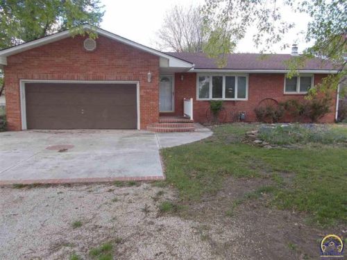 104 Douglas St, Olpe, KS 66865-9744