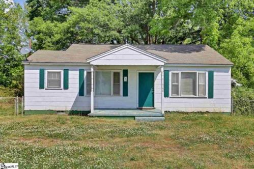 206 Anderson St, Williamston, SC 29697-1806