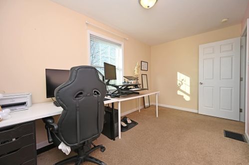 221 Harvest Ln, Cincinnati OH exterior