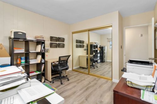 2550 Rowland Ave, Anaheim CA  92804-2271 exterior