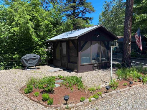5 Gray Birch Ln, Freedom, NH 03836-5623