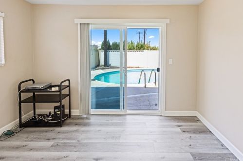 605 Hilda St, Anaheim CA  92806-4306 exterior