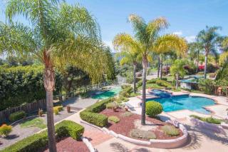 1862 Scenic Valley Pl, Escondido, CA 92029-4214