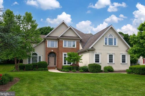 219 Settlers Bnd, Lancaster, PA 17601-2905