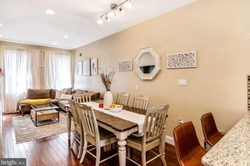 1029 Cleveland St, Philadelphia PA 19146-2648 exterior