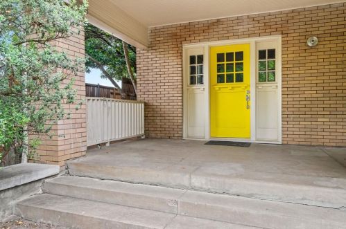 4313 Avondale Ave, Dallas TX  75219-3116 exterior