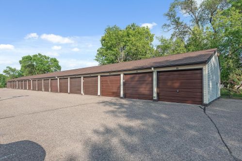 7332 72nd Ln, Minneapolis MN  55428-1643 exterior