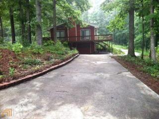 72 Brock Ln, Carrollton, GA 30117-5929