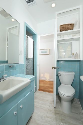 1622 Virginia Ave, Glendale CA  91202-1246 exterior