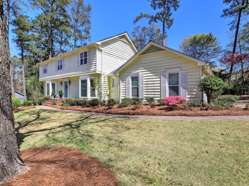 427 Woodstone Dr, Marietta, GA 30068-4039