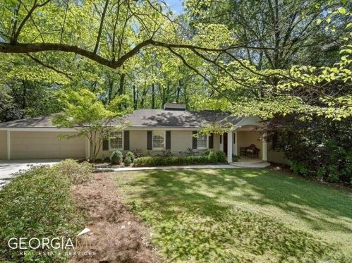 141 Laurel Forest Cir, Atlanta, GA 30342-4107