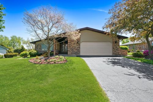 3023 Cedar Ln, Crete IL  60417-3767 exterior