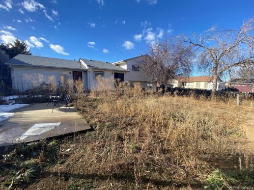 1824 Uravan St, Denver, CO 80017-5364
