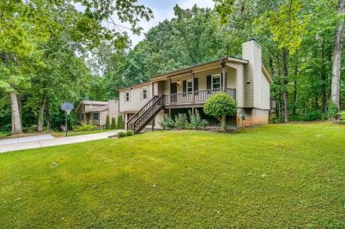 2647 Bridgehampton Rd, Marietta, GA 30064-4313