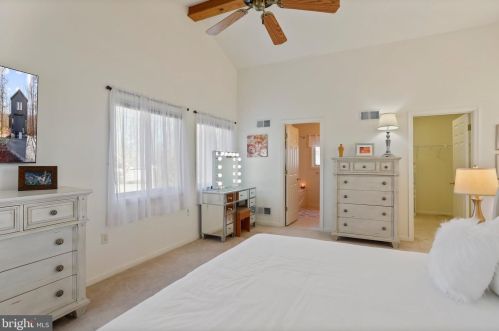 166 Nemacolin Trl, Hedgesville WV  25427-4272 exterior