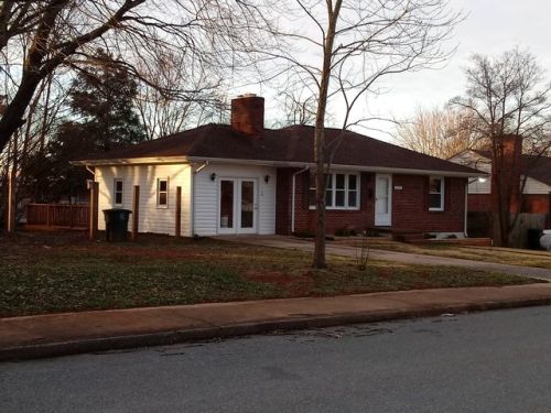 4504 Oakdale Dr, Lynchburg, VA 24502-1026
