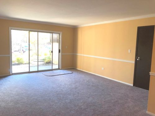 6178 Knoll Lane Ct, Willowbrook, IL 60527-3107