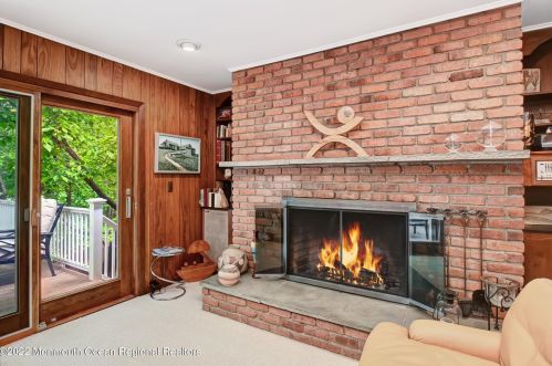 20 Fox Hill Rd, Middletown NJ 07748-2911 exterior