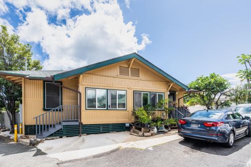 2816 Waialae Ave, Honolulu HI  96816-1510 exterior