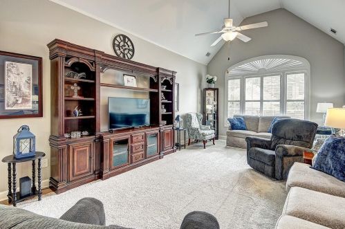 1835 Glenhurst Dr, Lithonia, GA 30078-6778
