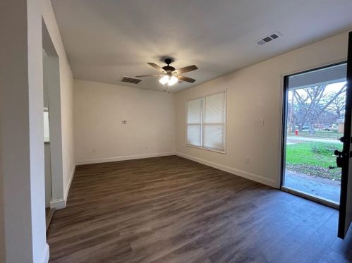 5713 Schilder Dr, Fort Worth TX  76114-3230 exterior