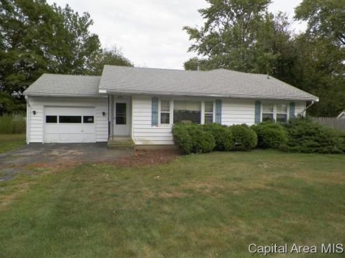 121 Johnson St, Oneida, IL 61467-5063