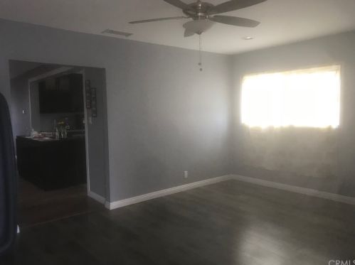 8936 Calden Ave, South Gate, CA 90280-2608