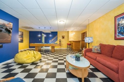 51 Woodland Rd, Dover NJ  07869-4135 exterior