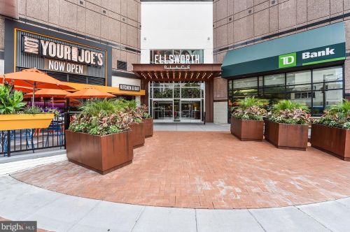 930 Wayne Ave, Silver Spring MD  20910-4429 exterior