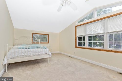 120 Piping Rock Dr, Silver Spring MD 20905-5863 exterior