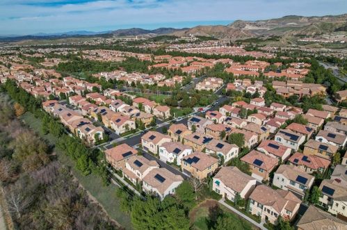 34 Latitude, Irvine CA  92618-8821 exterior