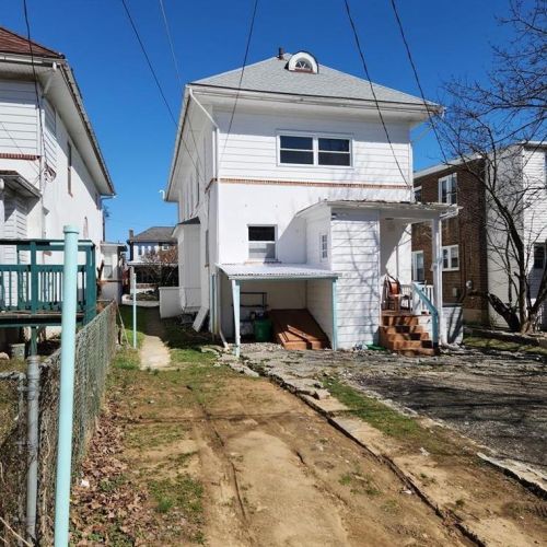 308 16th St, Allentown PA  18102-4520 exterior
