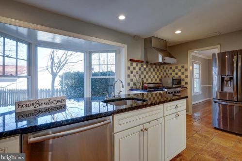 10422 Gatewood Ter, Silver Spring MD 20903-1508 exterior