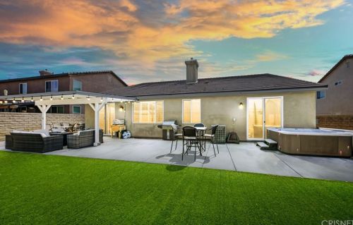4121 Glacier Pl, Lancaster, CA 93536-3449