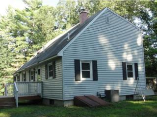 13 Lindsay St, Hudson, NH 03051-4030