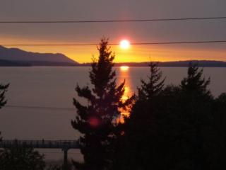 720 11th St, Bellingham, WA 98225-6205