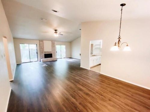 7809 Tyra Ct, Fort Worth TX  76148-1829 exterior