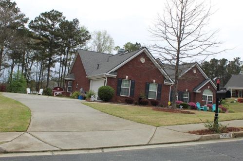 3408 Kinsley Ct, Conyers GA  30094-8305 exterior