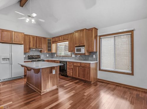 4751 Shadybrook Way, Conyers GA  30094-4461 exterior