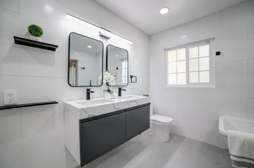 1698 La Bonita Way, Concord CA  94519-1924 exterior