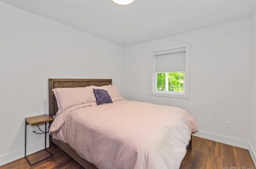 850 Upper Maple St, Killingly CT  06241-2229 exterior