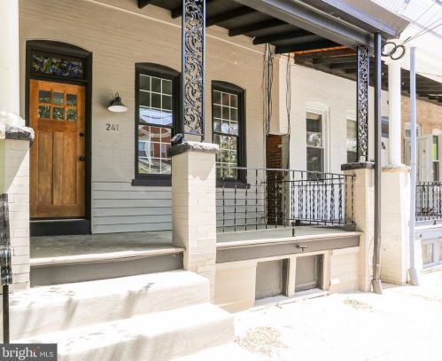 241 Elm St, Lancaster PA  17603-3445 exterior