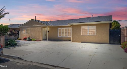 1409 Fir Ave, Oxnard, CA 93033-3049