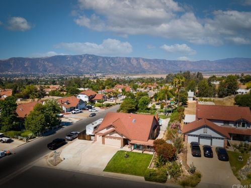 33327 Willow Tree Ln, Wildomar, CA 92595-8223